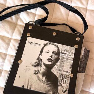 Taylor Swift Reputation Purse
